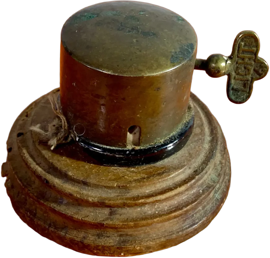 Antiguo Interruptor De Luz Dunkei — imagen 1