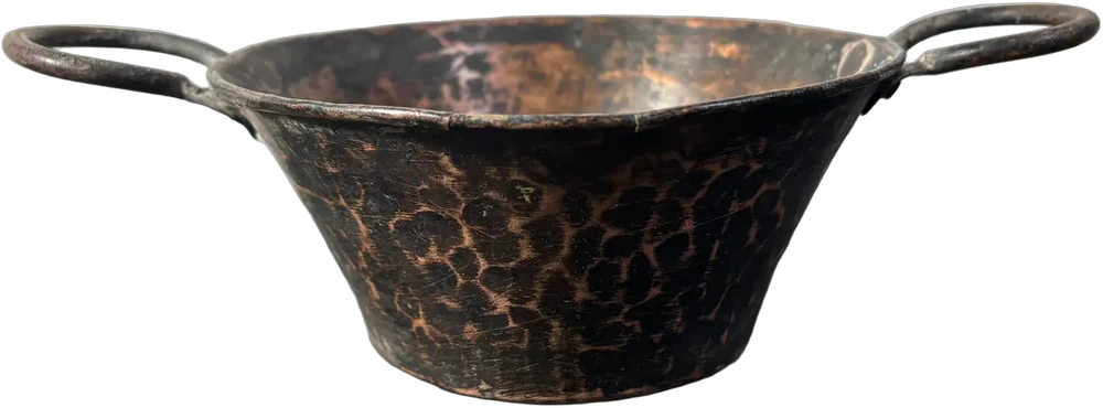 Antiguo Caso De Cobre Pequeño Martillado Y Remachado