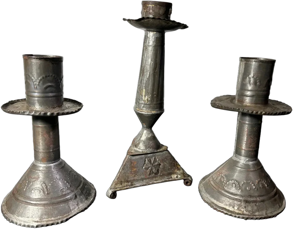 Antiguos Candelabros Hojalata Hechos A Mano S. Xix Gris Oscuro