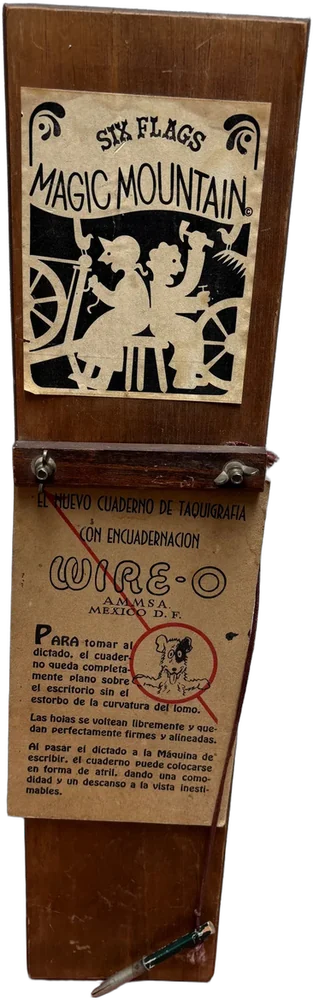 Vintage Soporte De Madera Promocional Six Flags 70s