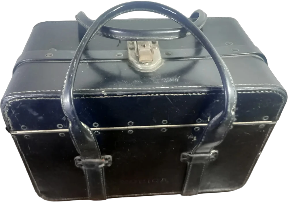 Antiguo Estuche Konica Rígido Madera Y Cuero Negro — imagen 1