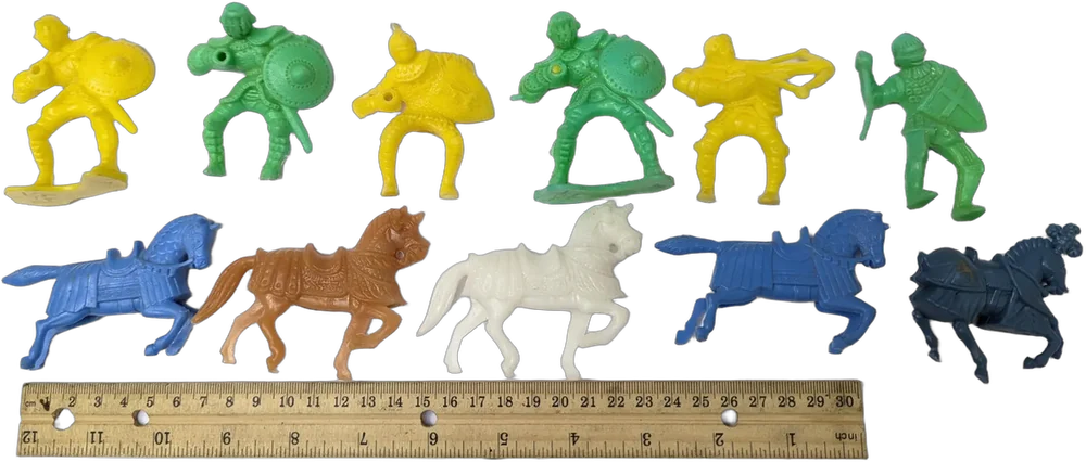 Vintage Lote 10 Figuras Plástico Caballeros Guerra Plástica Amarillo