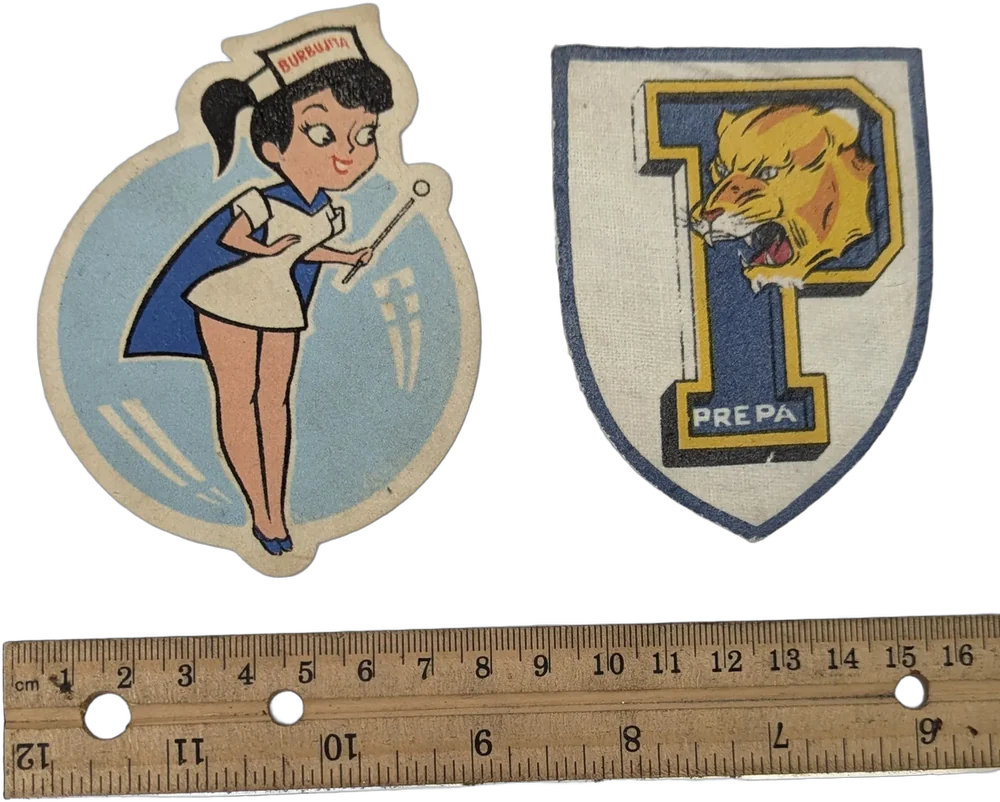 Antiguo Lote De 2 Parches Burbujita 1963 Escudo Prepa Tigre Agua Estampado — imagen 1
