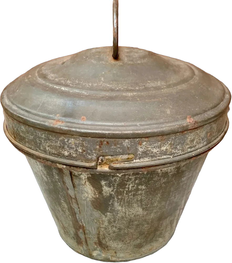 Antiguo Molde De Pan De Estaño Con Broche