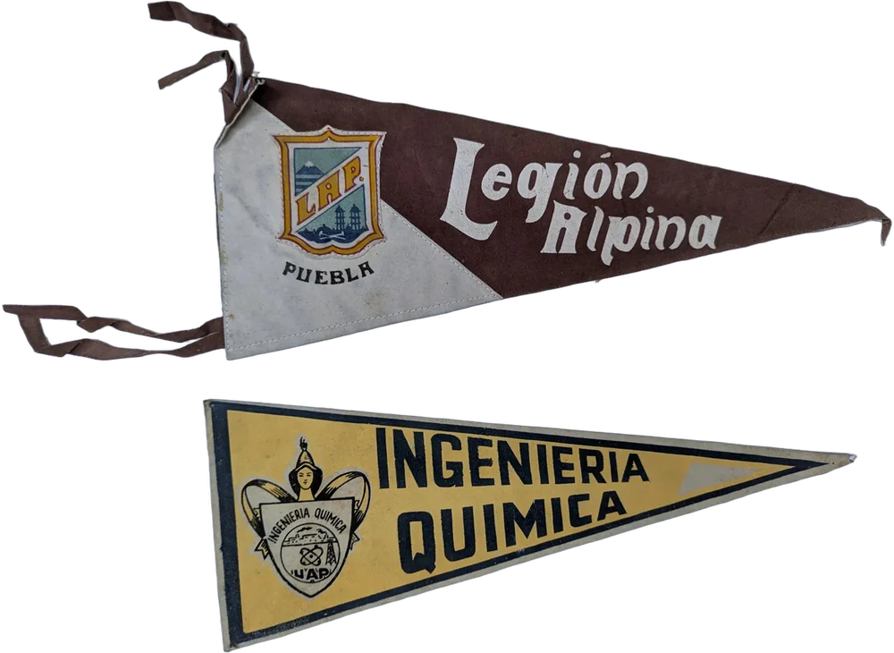 Antiguos Banderines De Puebla: Legión Alpina Y Química Uap