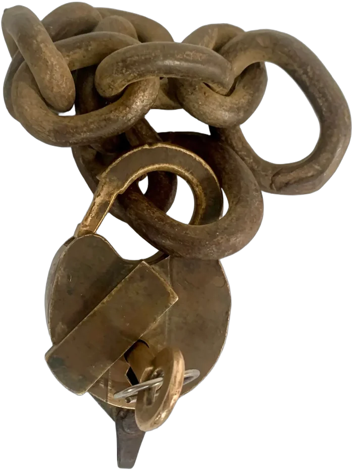 Antiguo Candado Con Llave Y Cadena Dorado Oscuro