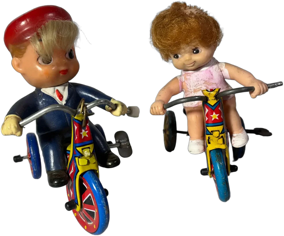 Vintage Triciclos De Cuerda Con Niños 70s No Funcionan — imagen 1