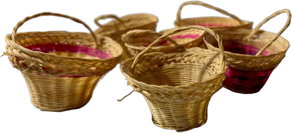 Antiguas Canastitas De Palma Tejidas A Mano Crema