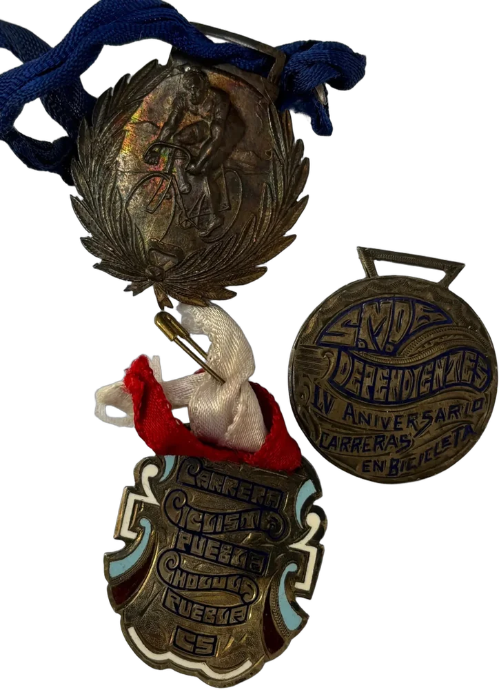 Tres Medallas Antiguas Ciclismo 1930s
