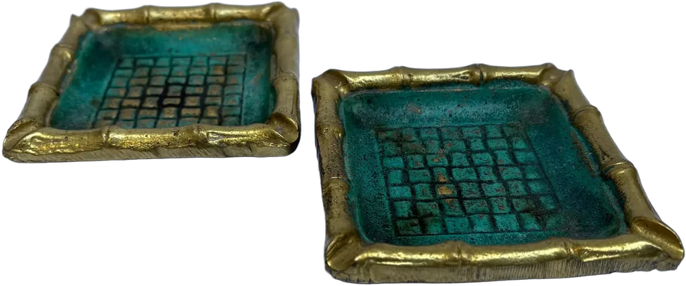 Dos Ceniceros Vintage Bronce Sólido 400 Gr Verde Musgo Cuadriculado