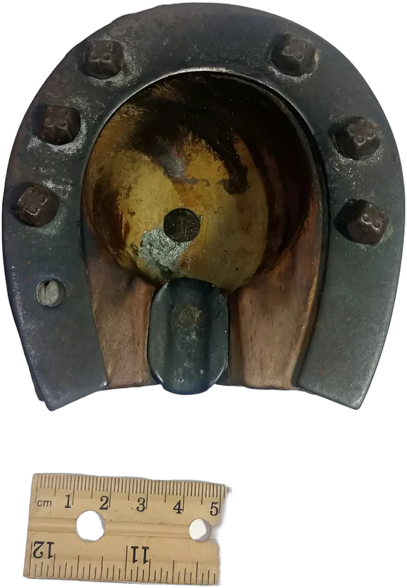 Antiguo Cenicero Herradura Madera Y Metal