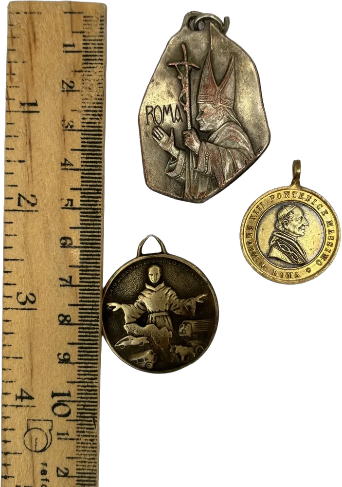 Tres Medallas Religiosas Papas Juanpablo Ii, Leon Xiii