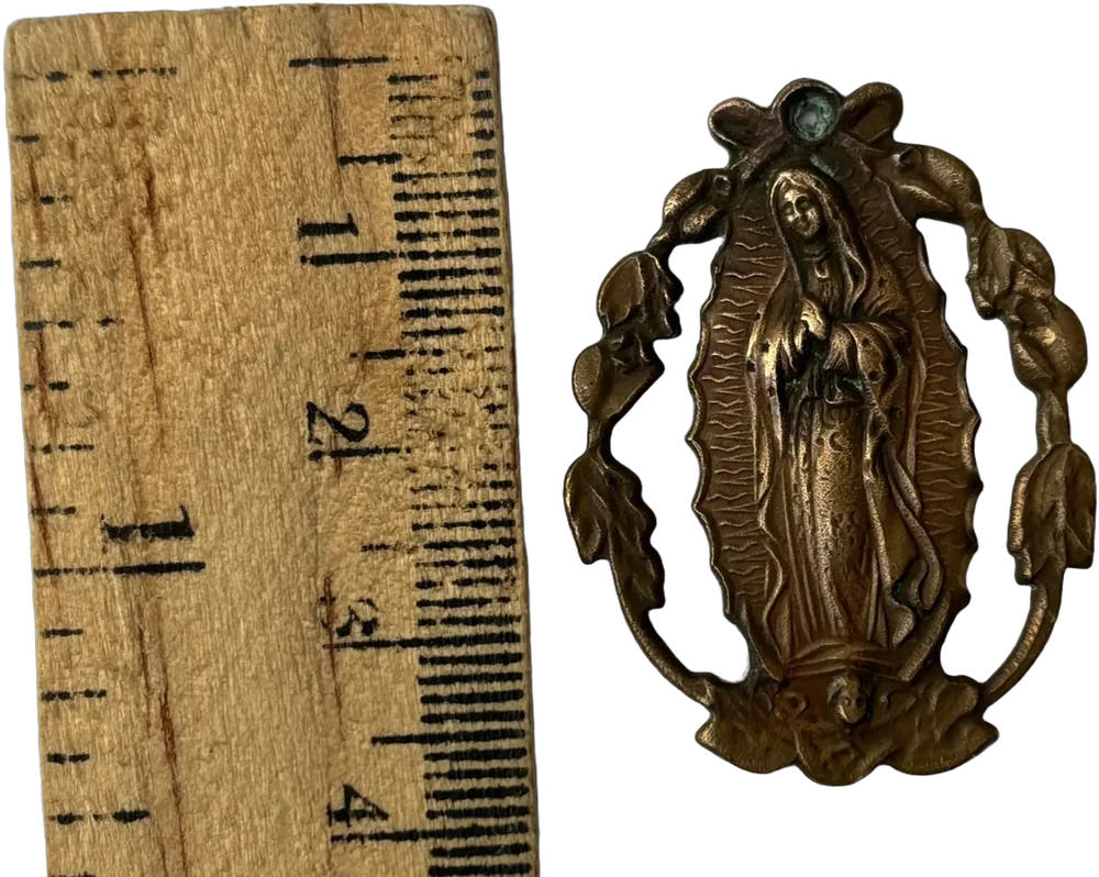 Antigua Medalla Virgen De Guadalupe Aro De Flores Bronce