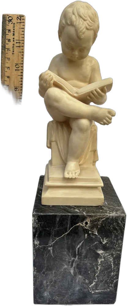 Vintage Estatuilla De Niño Leyendo G. Ruggeri Italia Crema
