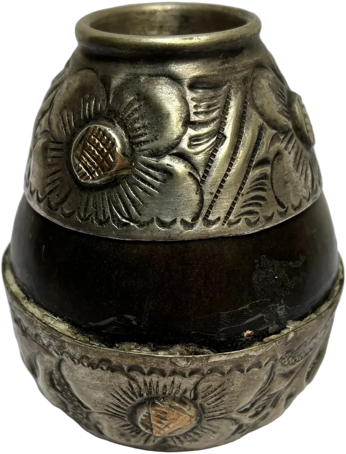 Antiguo Mate De Calabaza Y Alpaca Cincelado Sin Pajilla Plateado Cincelado