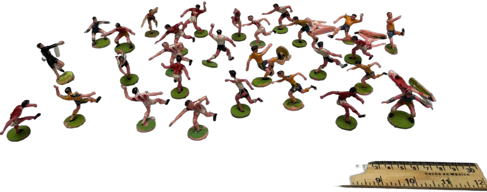 Vintage Figuras Futbolistas De Plástico 4.5 Cm