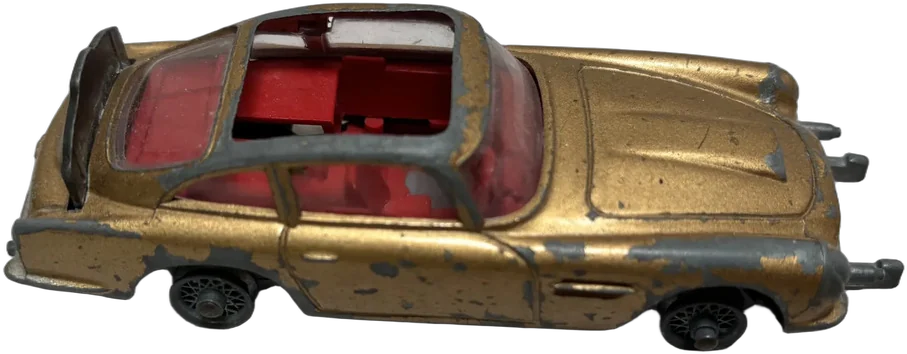 Vintage Carro Aston Martín James Bond Corgi Para Piezas
