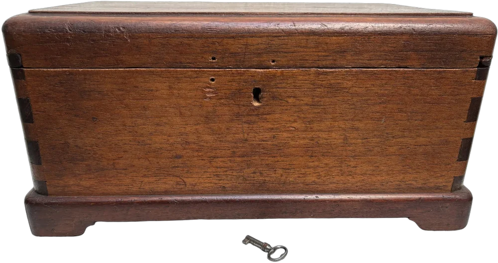 Antiguo Cofre De Madera Estilo Baúl S. Xix Uniones De Cola Marrón Antiguo Siglo Xix