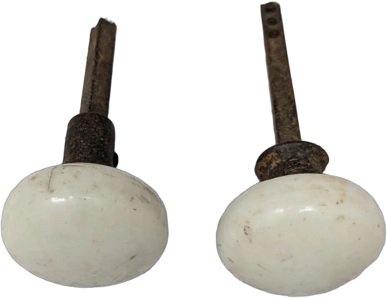 Antiguos Perillas O Tiradores De Ceramica Blanco Par Blanco